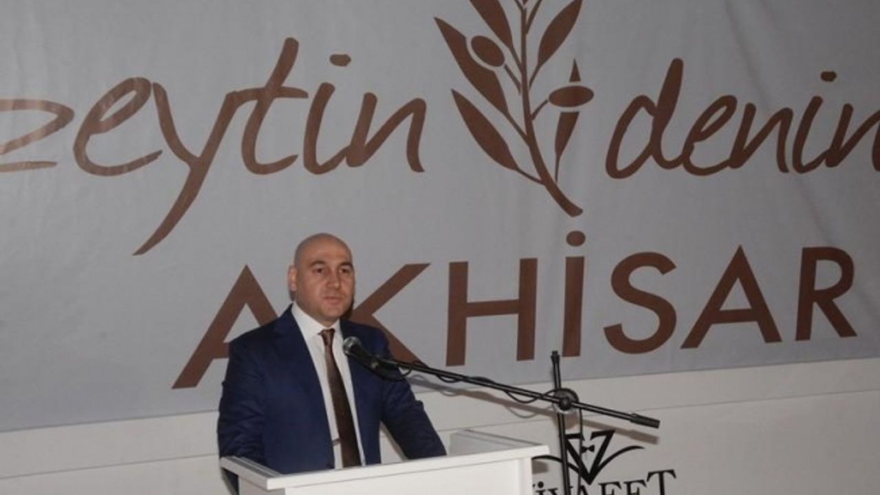 Akhisar Ticaret Borsası Başkanı Alhat; 190 milyon Zeytin ağacından bir tanesini dahi kestirmeyiz