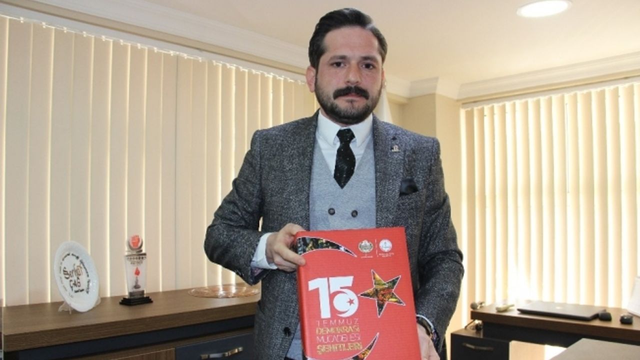 Manisa’da hazırlanan ’15 Temmuz Şehitleri’ albümü şehit ailelerini üzdü