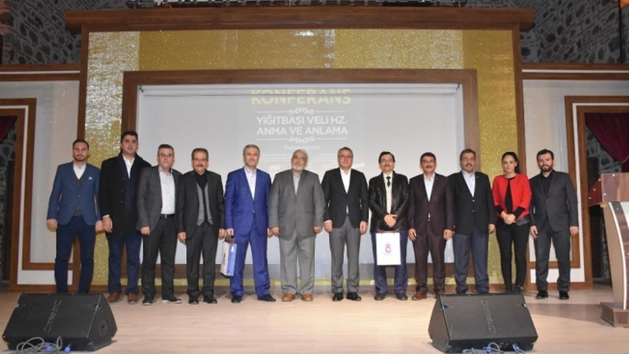 Şehzadeler’in ’Yiğitbaşı Veli’yi Anlama’ konferansı yoğun ilgi gördü