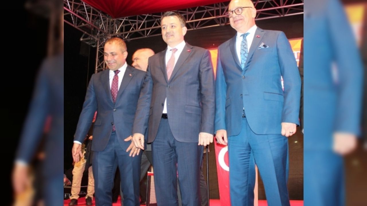 Türkiye’nin yerli üretim elektrikli traktörü görücüye çıktı