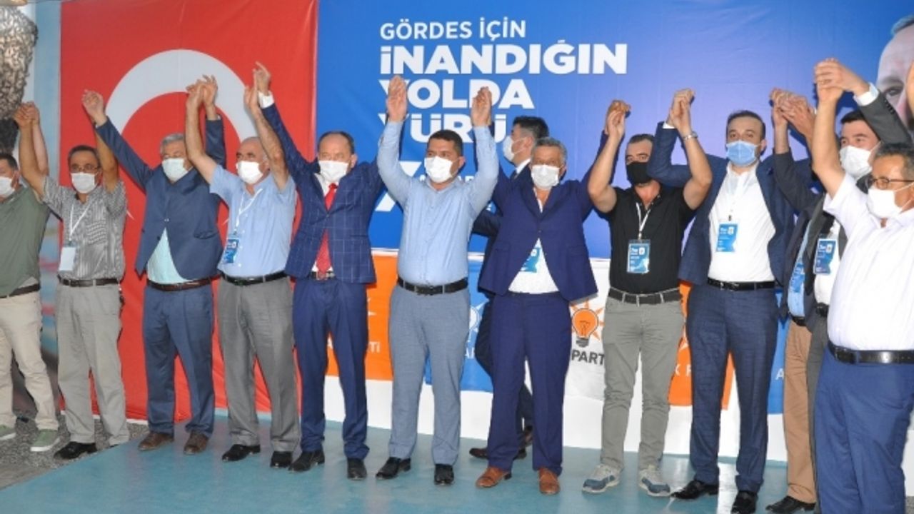 AK Parti Gördes İlçe Başkanı Rıza Dilcan güven tazeledi