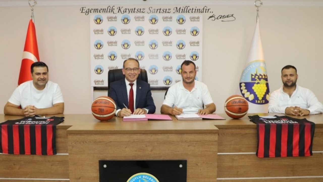 Gamalı Köftecisi Turgutlu Belediyespor’a yeniden sponsor oldu