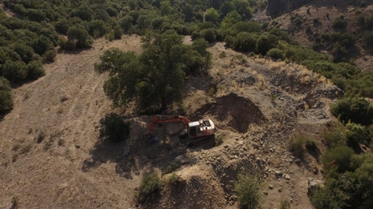 Kaçak kazıya drone destekli operasyon: 4 kişi yakalandı