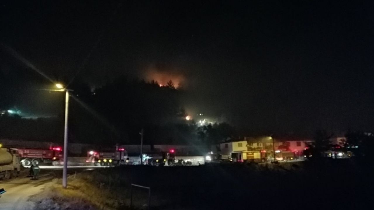 Manisa’da orman yangını: Bir mahalle boşaltılıyor