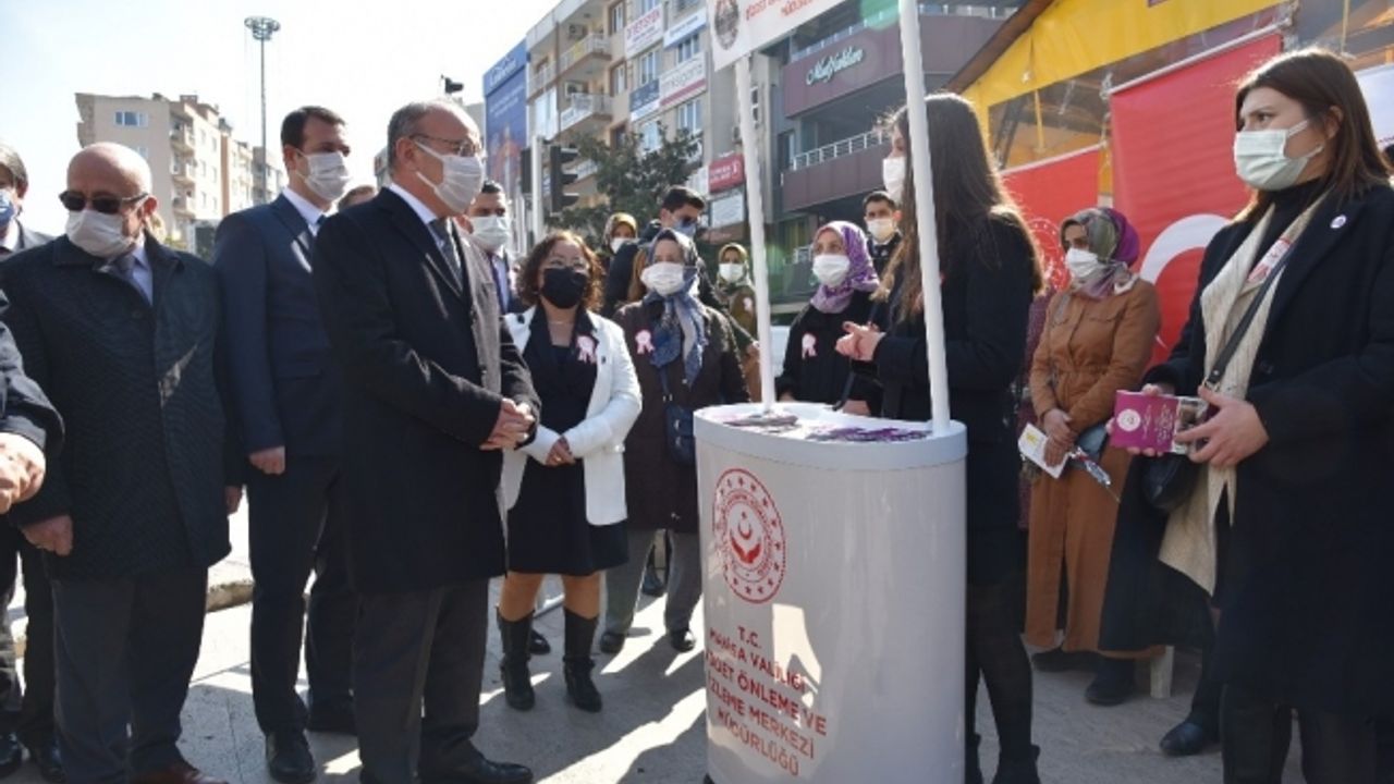 Vali Karadeniz 8 Mart Dünya Kadınlar Günü etkinliklerine katıldı