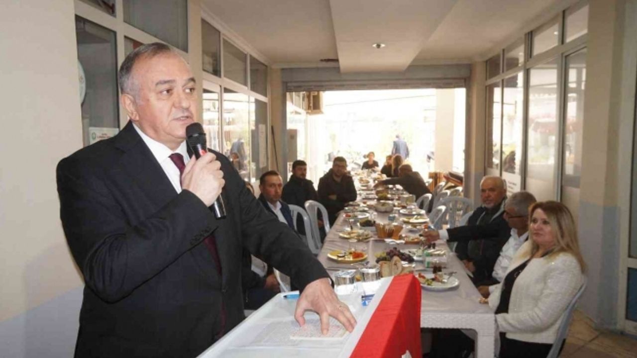 MHP’li Akçay: "CHP Atatürk’e nankörlük yapan bir partidir"