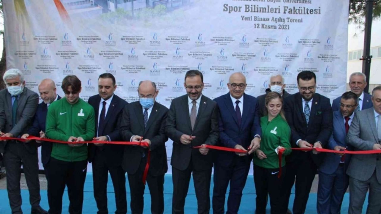 Bakan Kasapoğlu Manisa’da Spor Bilimleri Fakültesini açtı