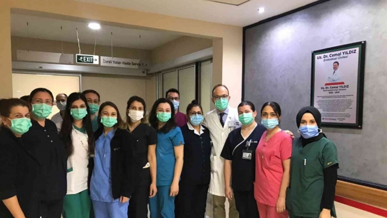 Korona virüsten hayatını kaybeden doktorun adı ölümsüzleşti