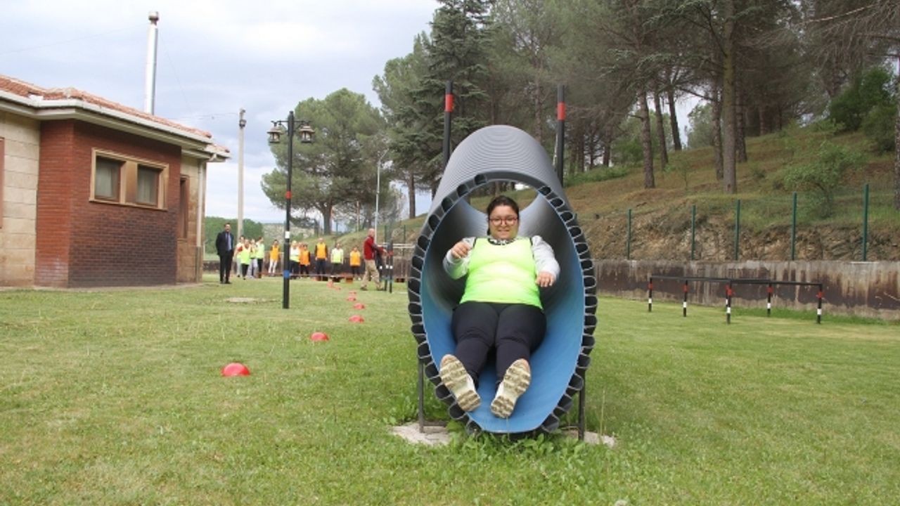 Rehabilitasyon Merkezi’nde kurulan Survivor parkurunun kazananı dostluk oldu