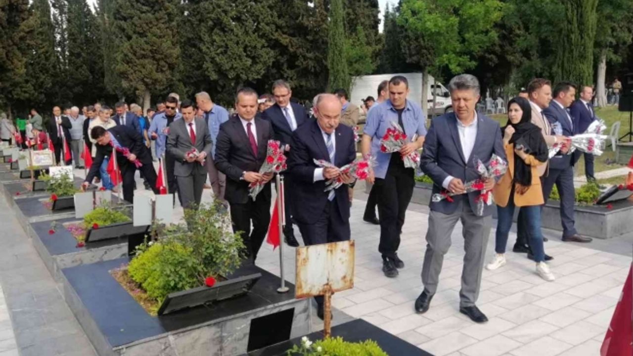 Soma’da 301 şehit madenci düzenlenen törenle anıldı