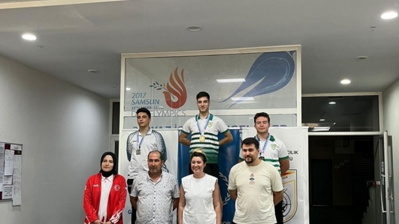 Manisa BBSK sporcusu Eren Karaçor şampiyon oldu