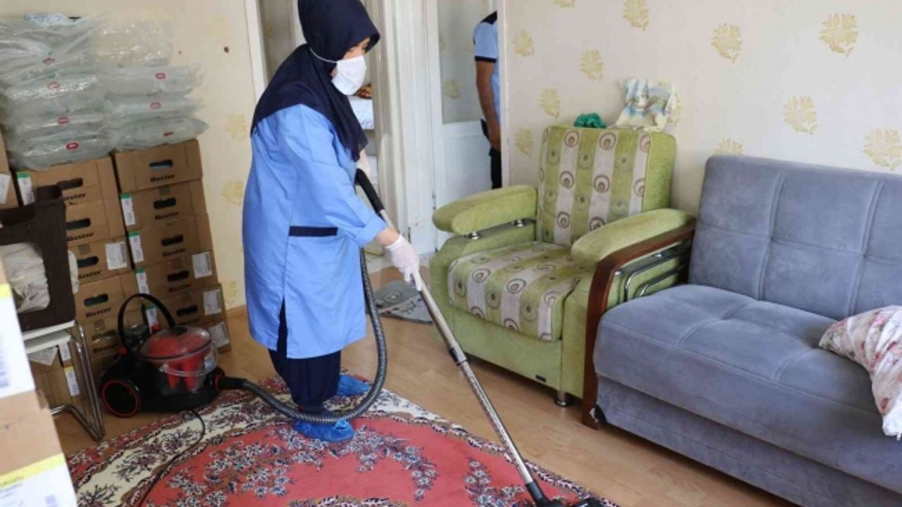 Yunusemre Belediyesi ihtiyaç sahiplerine bir telefon kadar yakın