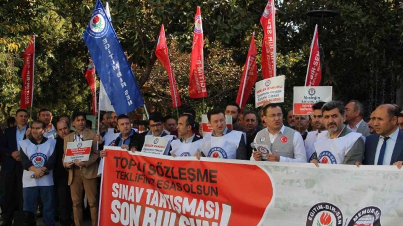 Eğitim Bir Sen, Öğretmenlik Meslek Kanunu’nda düzenleme istiyor