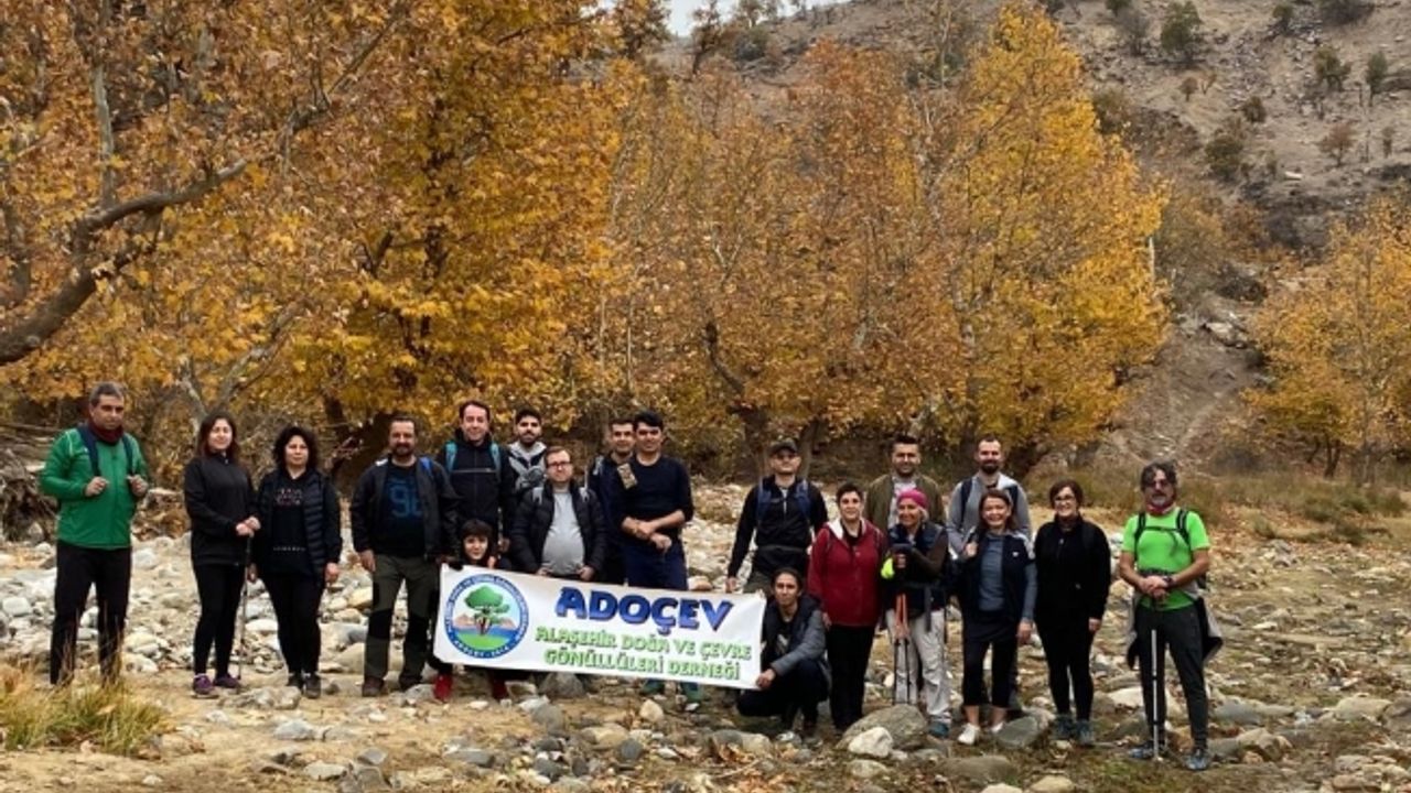 Sarıgöl’ün Kısık Kanyonu doğa severlerin ilgi odağı oldu