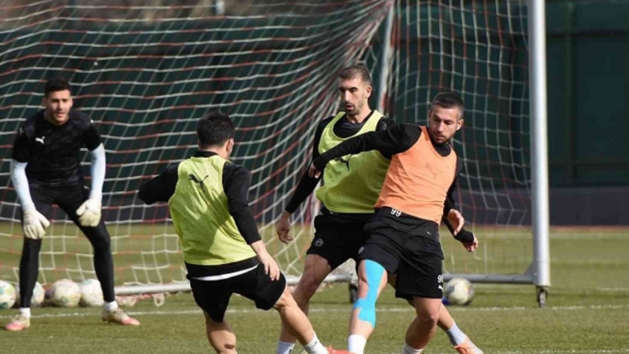 Manisa FK, Dyorex Boluspor hazırlıklarına başladı