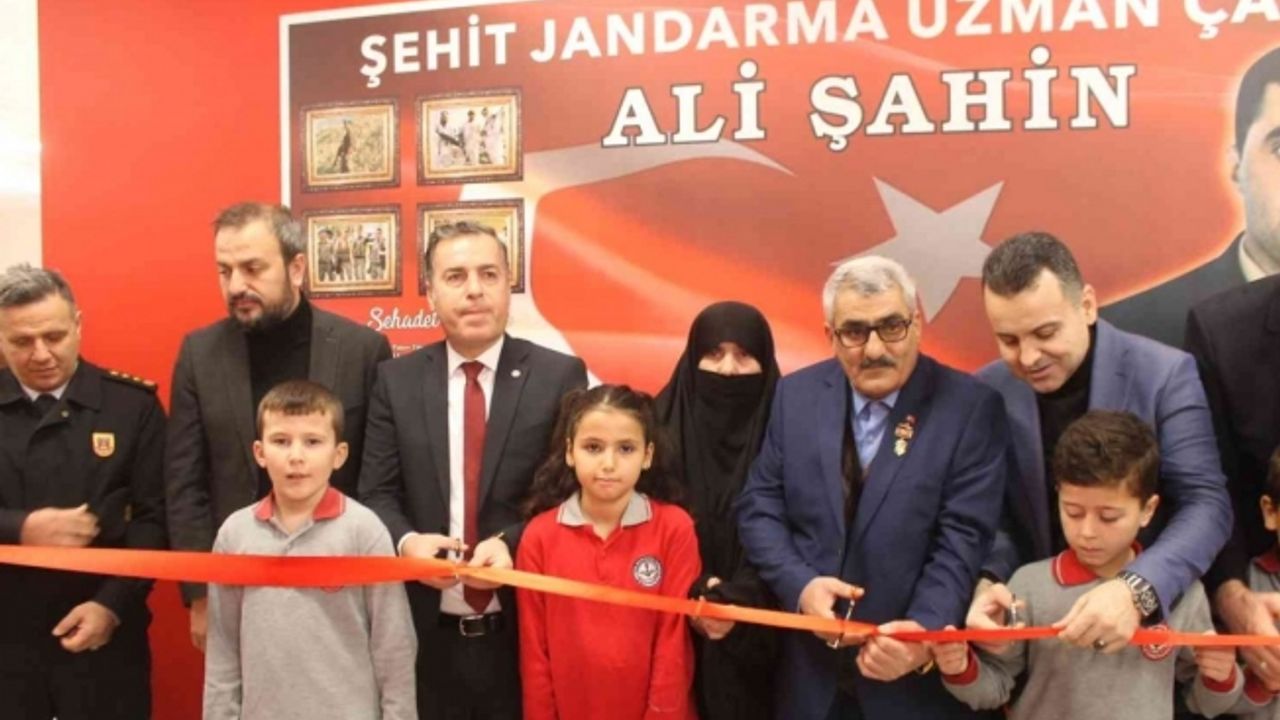 Şehidin isminin verildiği okulda ilk karne heyecanı yaşandı