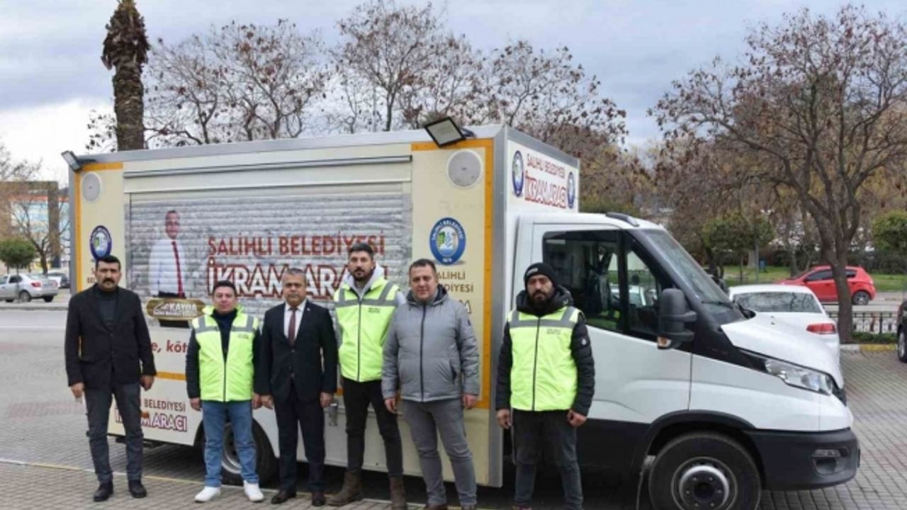Salihli Belediyesi deprem bölgesine mobil ikram aracı gönderdi