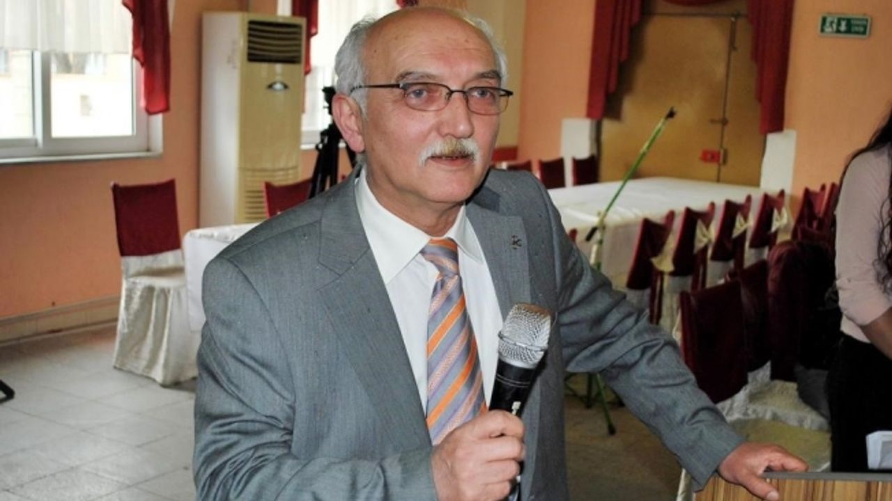 Kalp krizi geçiren MHP Salihli İlçe Başkanı Akın hayatını kaybetti