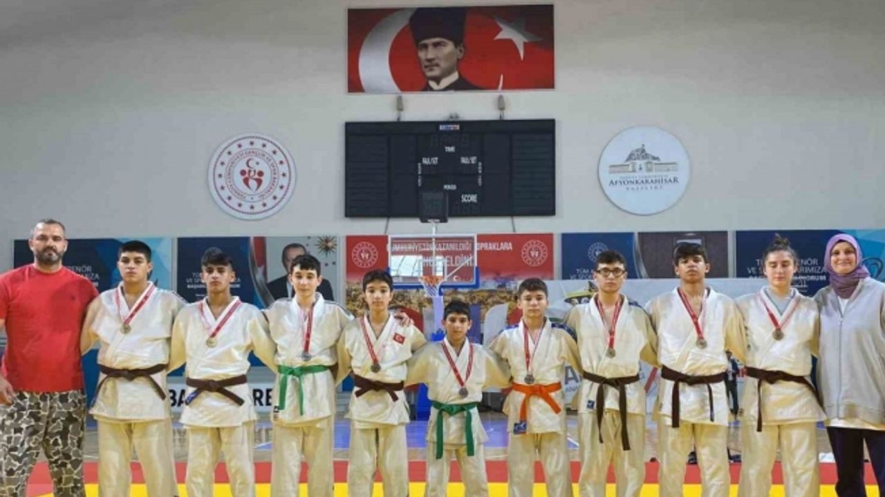 Anadolu Yıldızlar Ligi Judo Grup Müsabakalarında Manisa rüzgarı esti