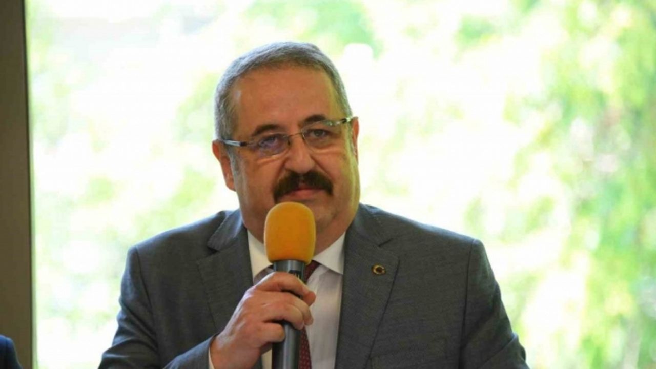 Bayramlaşma töreninde Salihli’nin il olma ihtimali konuşuldu