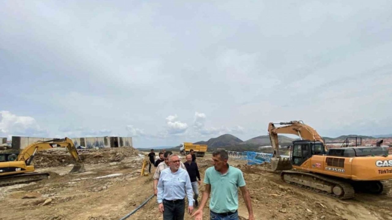 Kula 3. etap TOKİ’de inşaat çalışmaları tüm hızıyla sürüyor