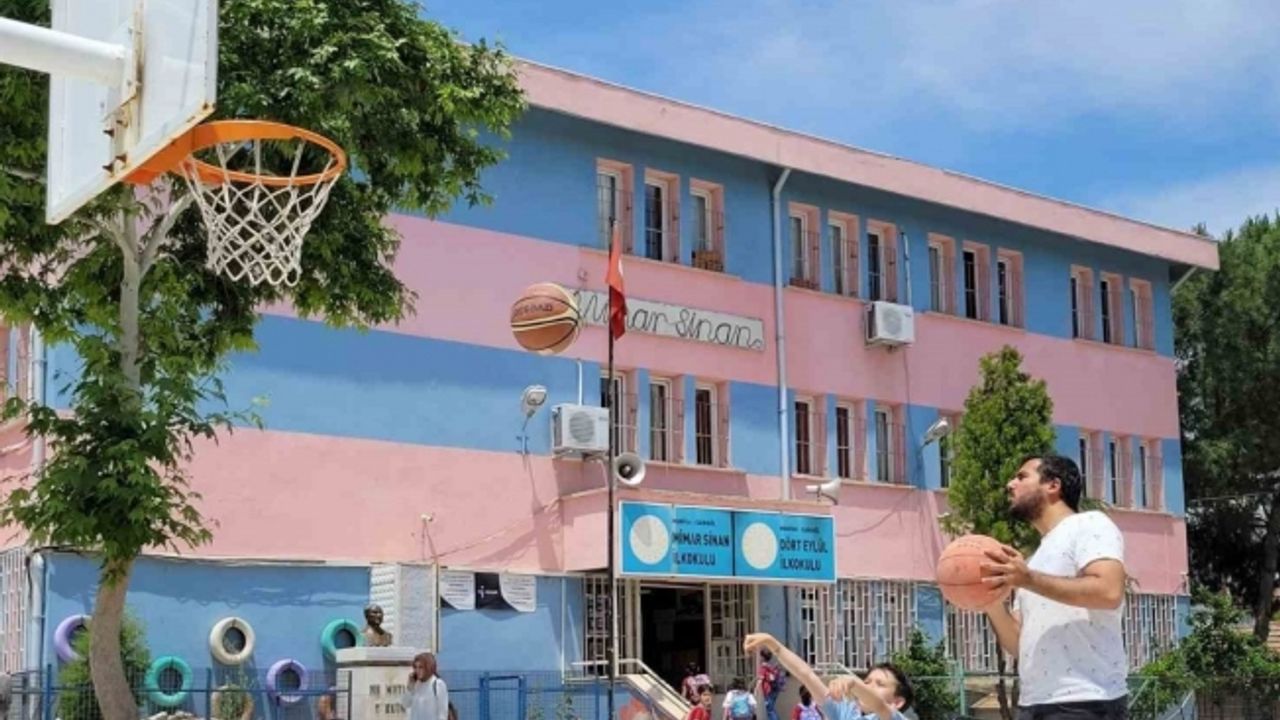 Öğretmenler, kendi gözlerinden eğitimi anlatmak için deklanşöre bastı