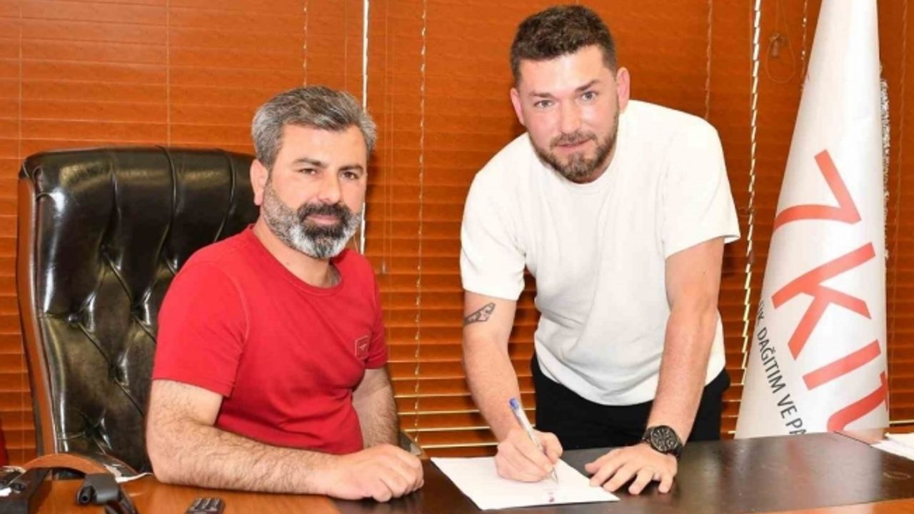 Turgutluspor’da sportif direktörlüğe Erarslan getirildi