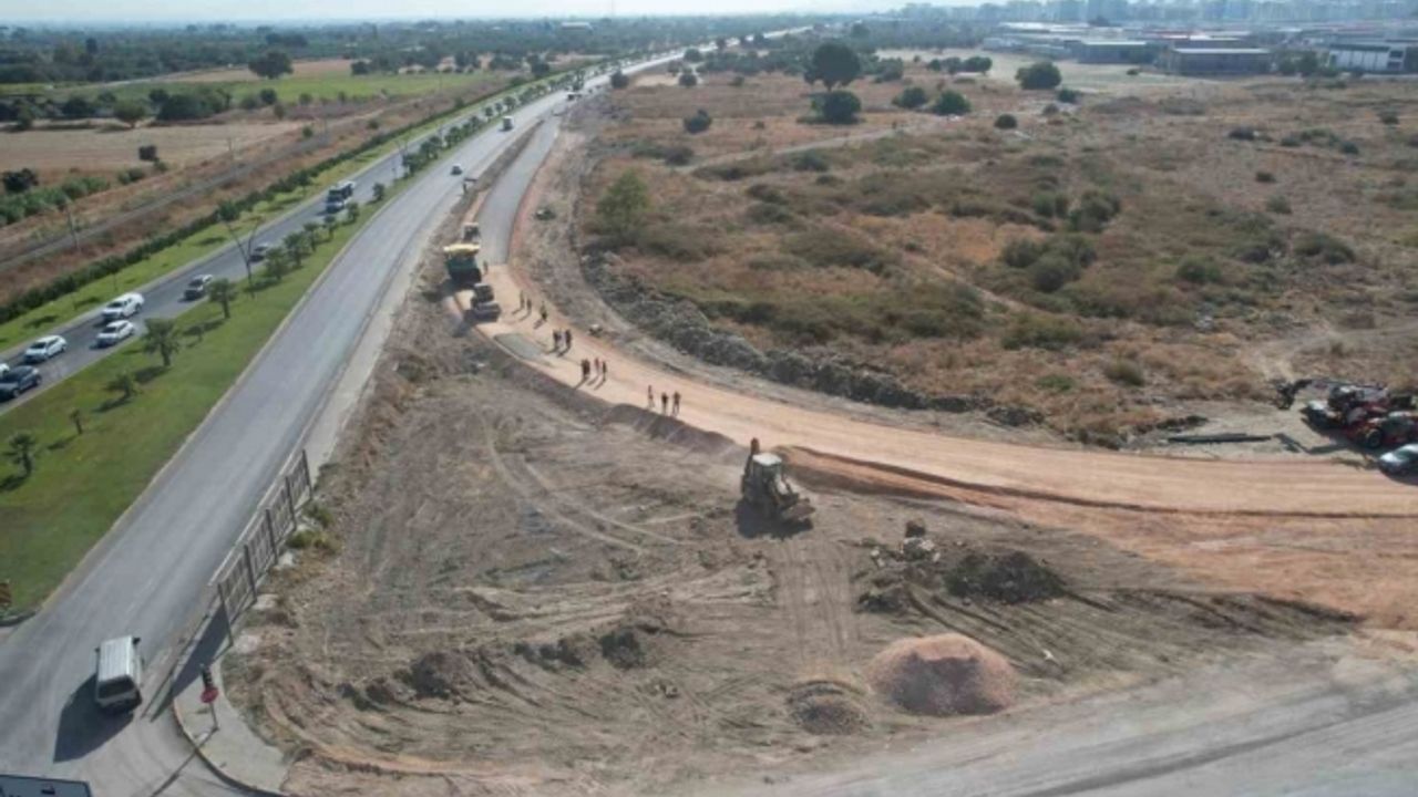 Muradiye OSB Kavşağı’ndaki trafik sıkışıklığı ortadan kalkıyor