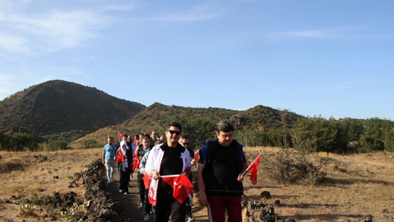 Türkiye’nin ilk ve tek jeoparkında Cumhuriyet Bayramı yürüyüşü