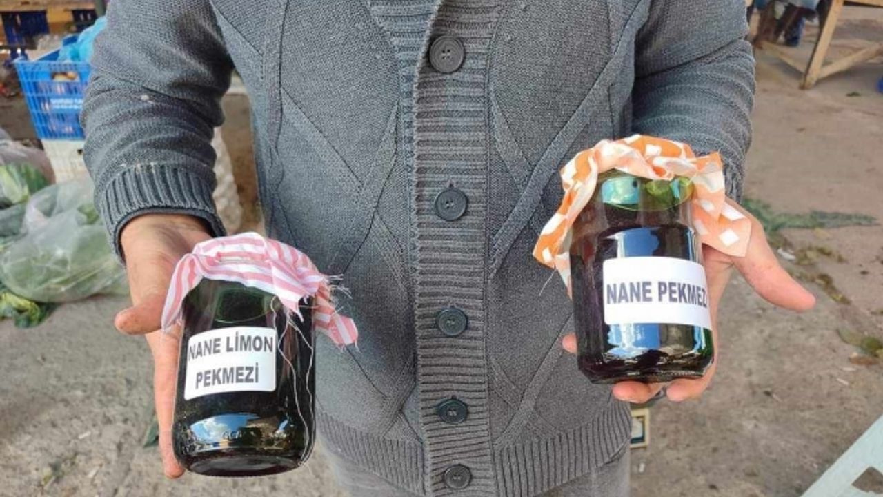 Gördes’ten Türkiye’nin her yerine yetiştirdiği ürünleri gönderiyor