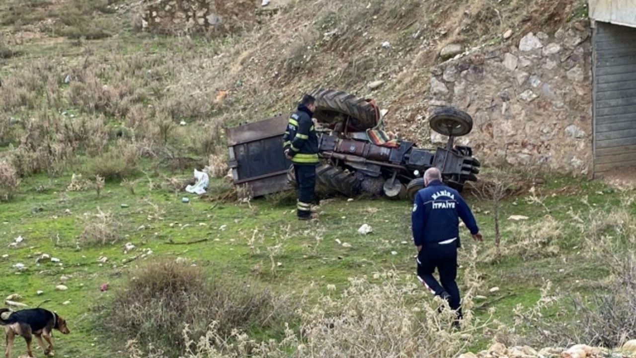 Traktörün altında kalan 3 çocuk annesi kadın hayatını kaybetti