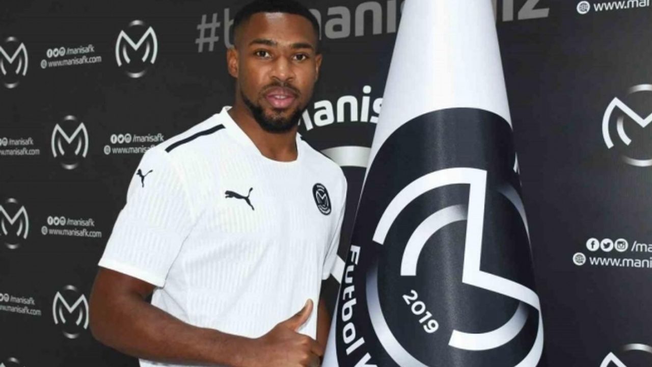 Manisa FK Gakpa ile karşılıklı anlaşarak yollarını ayırdı