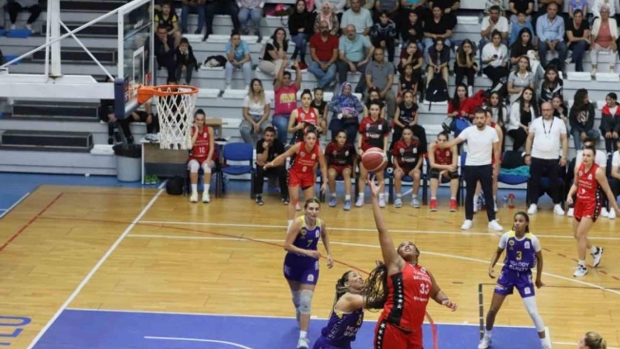 Turgutlu Belediyesi Kadın Basketbol takımı play-off için sahaya çıkacak