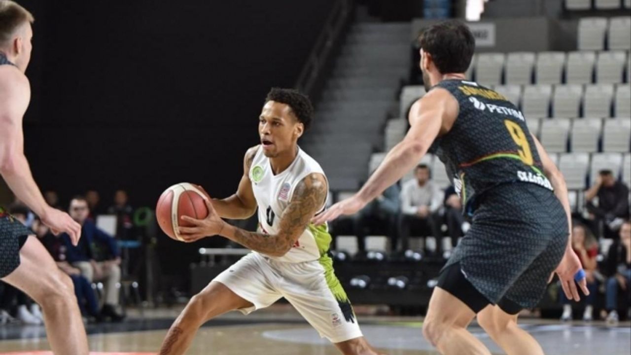 Türkiye Sigorta Basketbol Süper Ligi: Manisa BBSK: 90 - Aliağa Petkimspor: 106