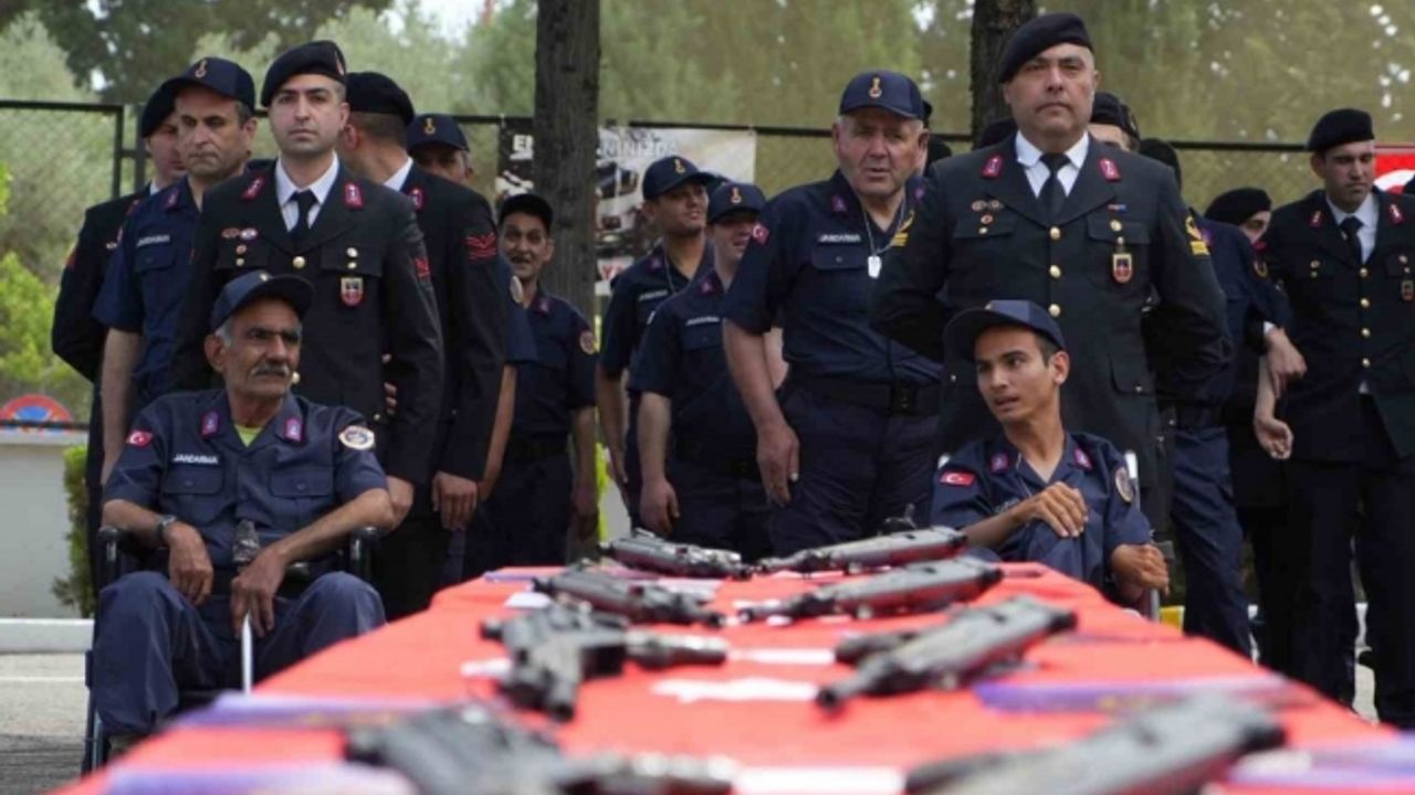 Manisa’da engelliler temsili askerlik töreninde yemin etti