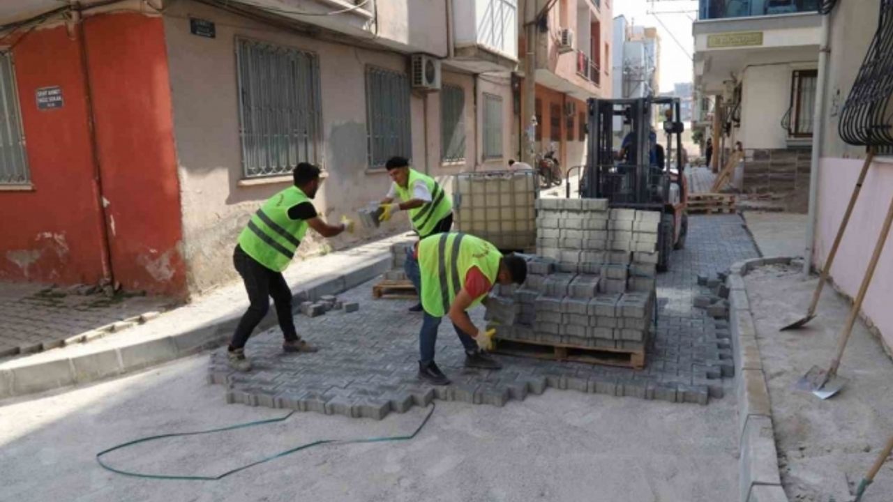 Turgutlu Belediyesi Fen İşleri Müdürlüğü Ekipleri eş zamanlı çalışmalarını sürdürüyor