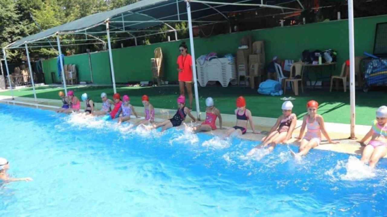 Turgutlu Belediyesinin yaz spor okuluna yoğun ilgi