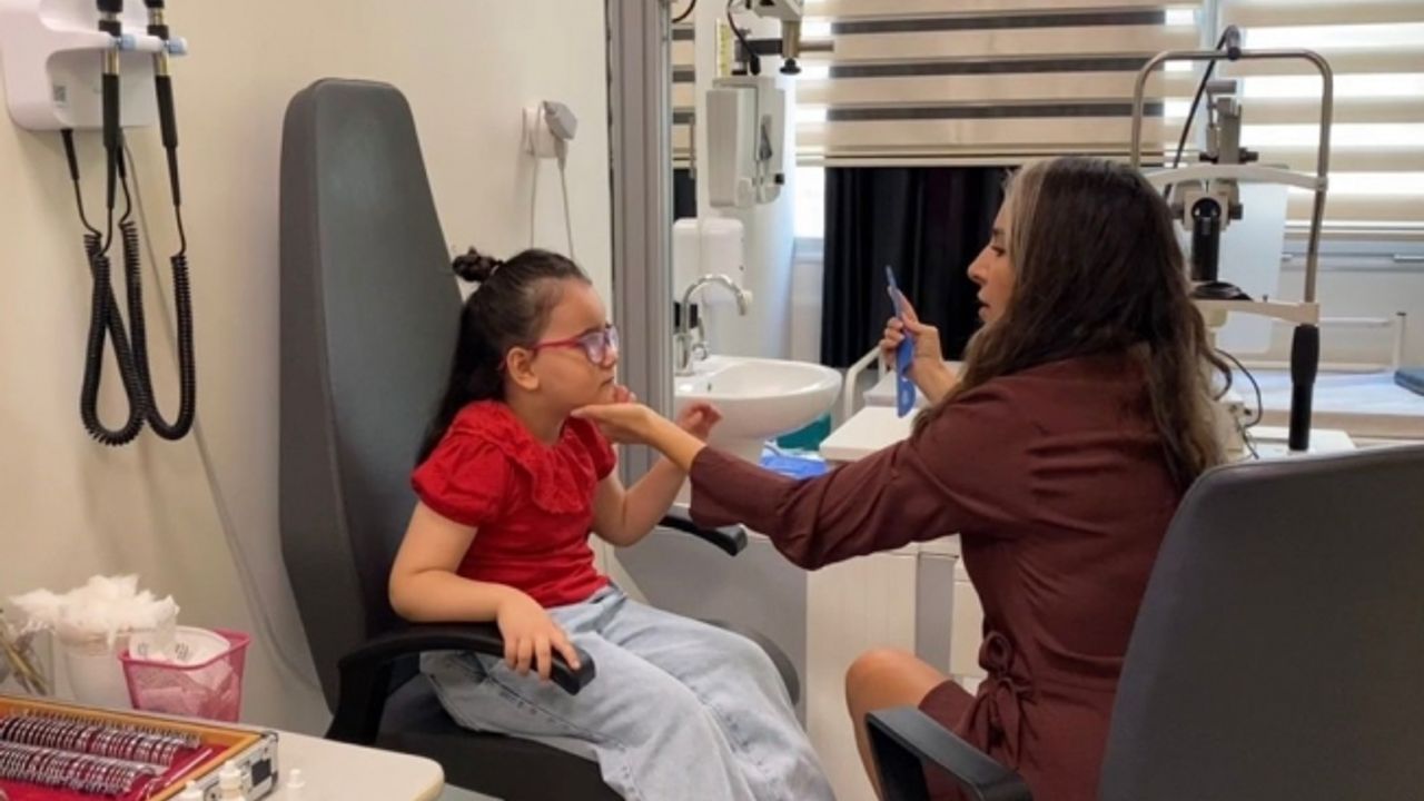 Op. Dr. Yılmaz: “Ekran başında geçirilen sürenin azaltılması çocuklarda miyopluk gelişmesini engelliyor”