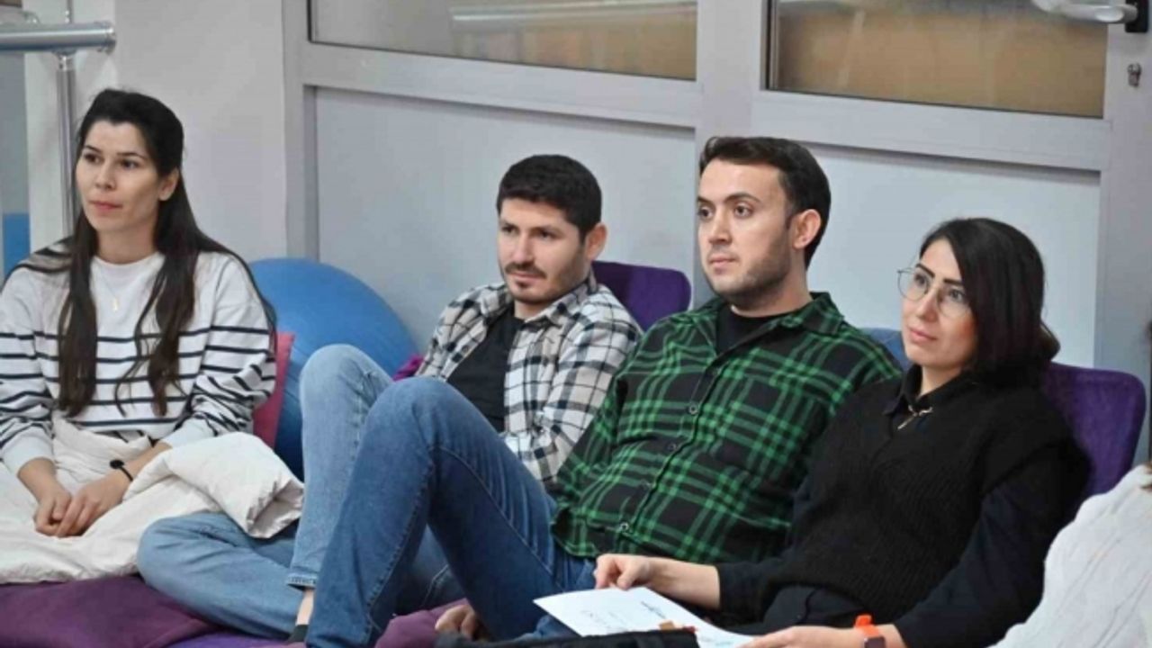 Büyükşehirden anne adaylarına ücretsiz yoga ve doğuma hazırlık eğitimi