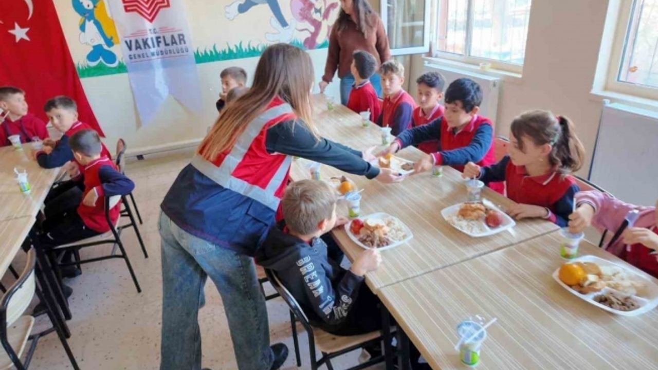 İzmir Vakıflar Bölge Müdürlüğü, Yuntdağı mahallelerini ziyaret etti