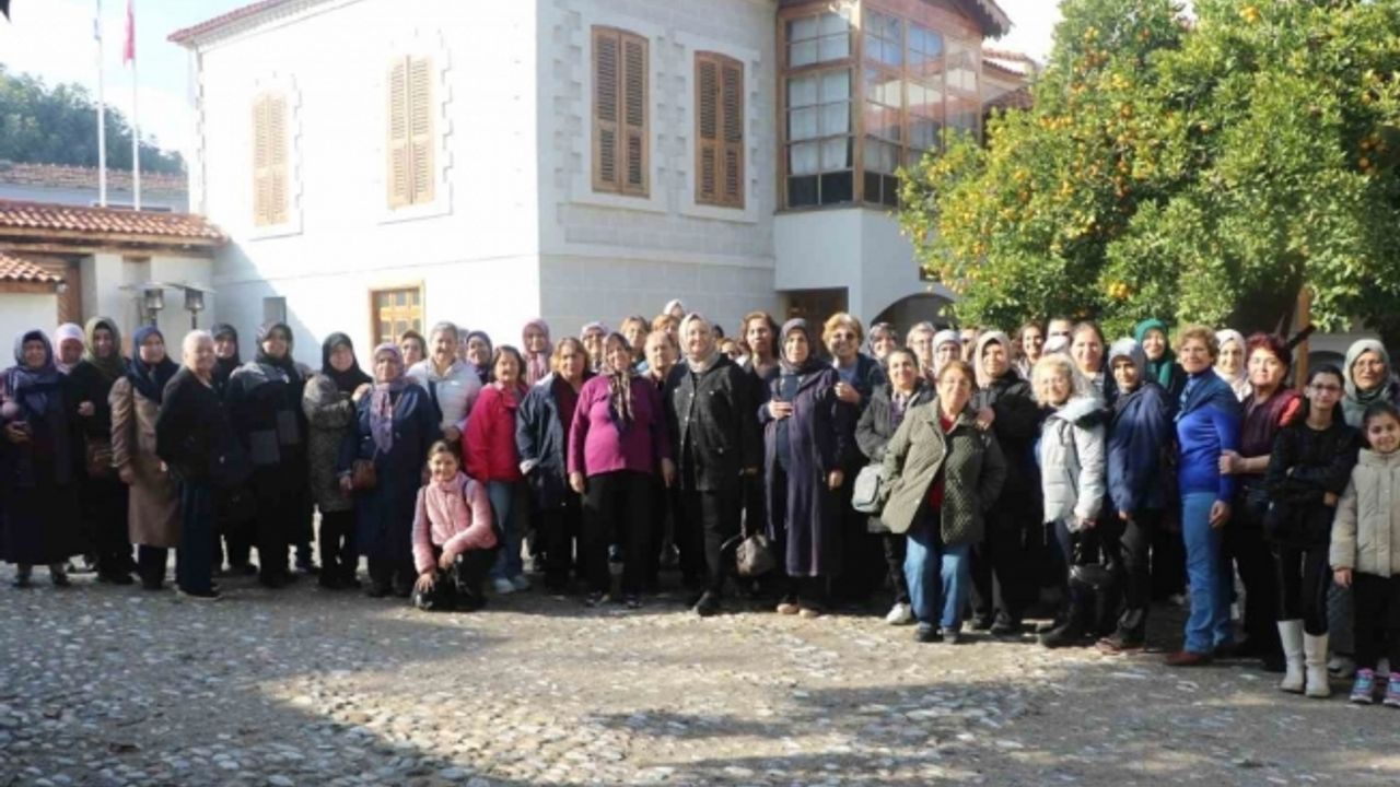 Manisalı kadınlar 2025 yılında da kenti tanımaya devam edecek