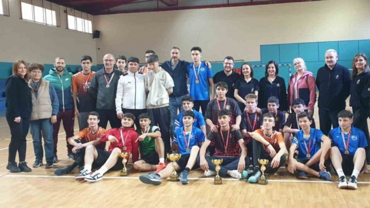 Okul sporlarında 3 branşta daha şampiyonlar belli oldu