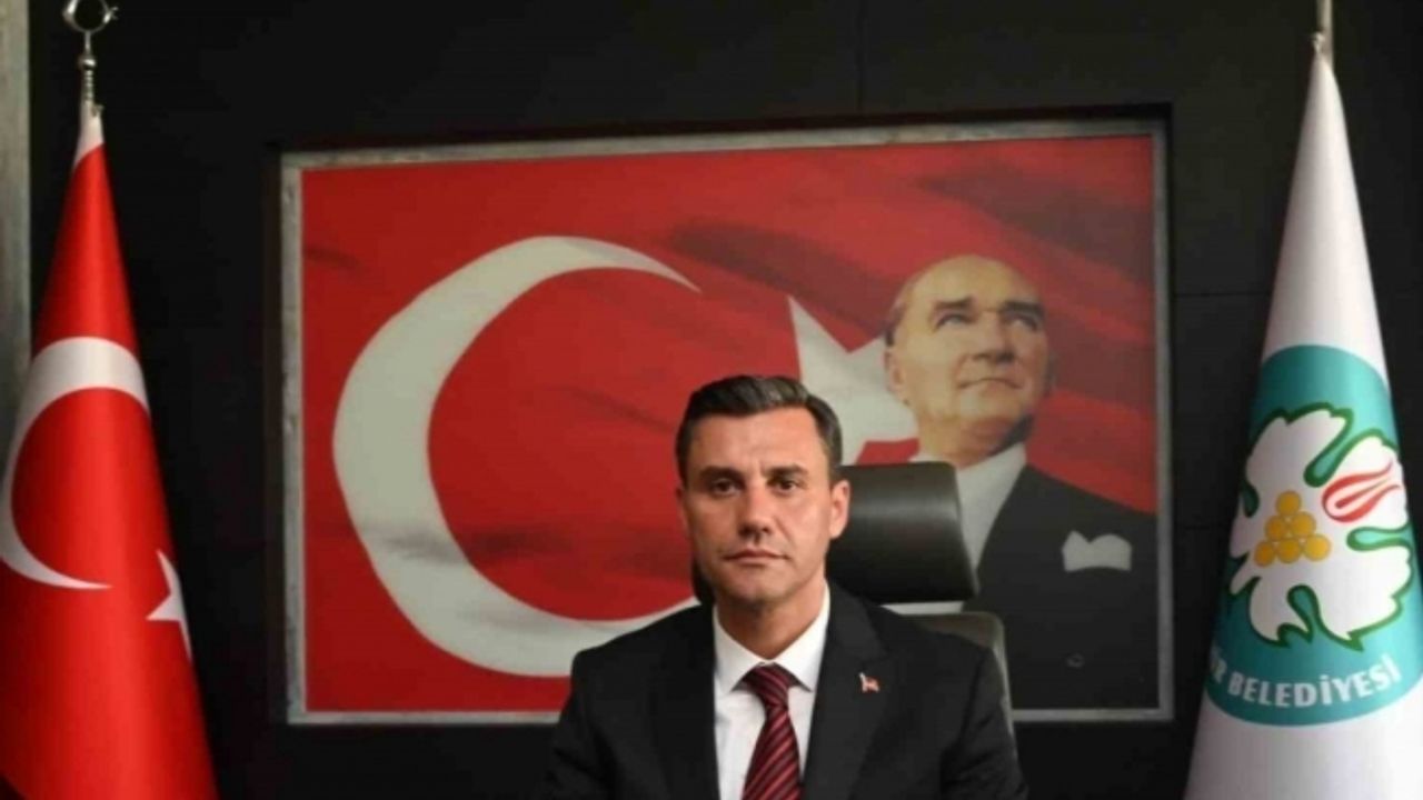 Başkan Zeyrek müjdeyi verdi: Manisa - İzmir arası ulaşım 150 TL’den 100 TL’ye düştü