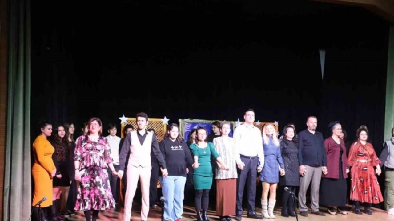 ‘Yakından Kumanda 2’ oyunu bir kez daha sahnelendi