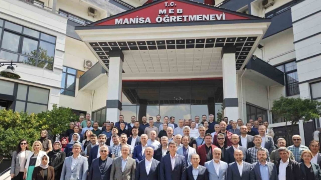 Eğitim Bir Sen Manisa 1 ve 2 Nolu şubelerin genişletilmiş il divanı yapıldı