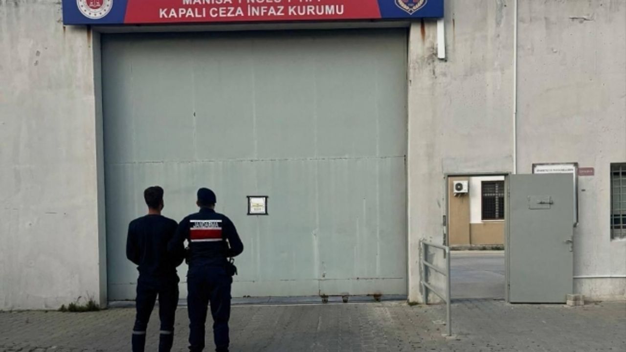 Yaşından çok kesinleşmiş hapis cezası olan şahıs yakalandı