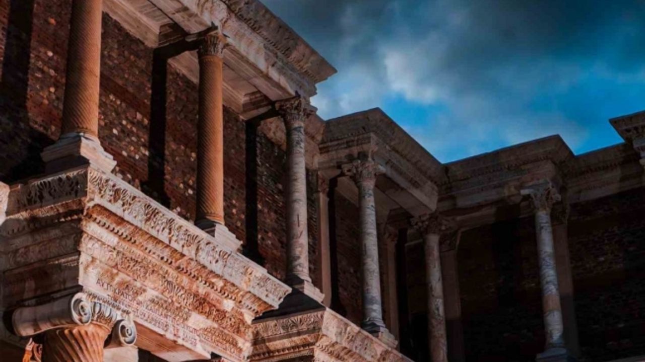 AK Parti’li Baybatur: "Sardes ve Bintepeler UNESCO Listesinde"