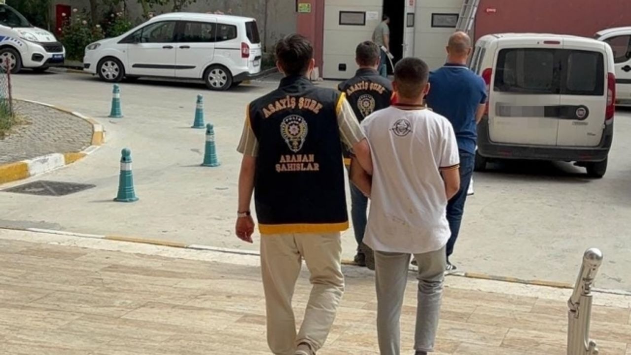 Manisa’da 24 saatlik uygulamada 20 aranan şahıs yakalandı