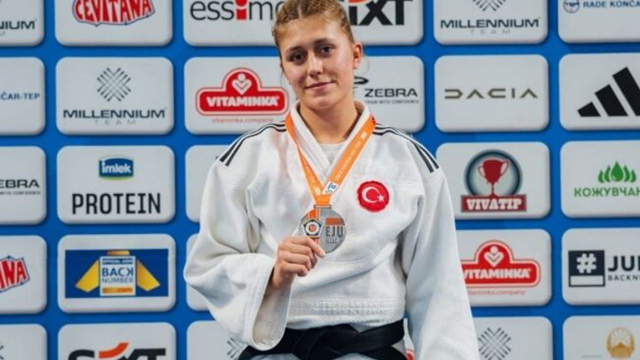 Manisalı Milli Judocu Sura Nil Karasu Avrupa ikincisi oldu