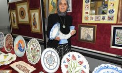 Osmanlı dönemi motiflerini eserlerinde yaşatıyor